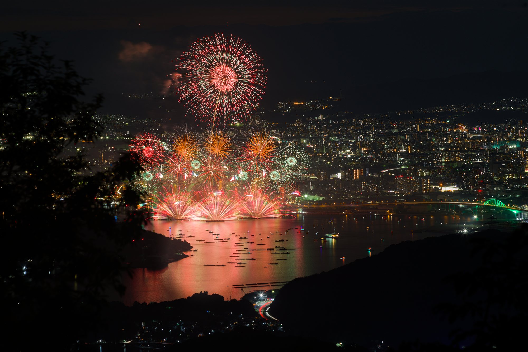広島みなと夢花火大会